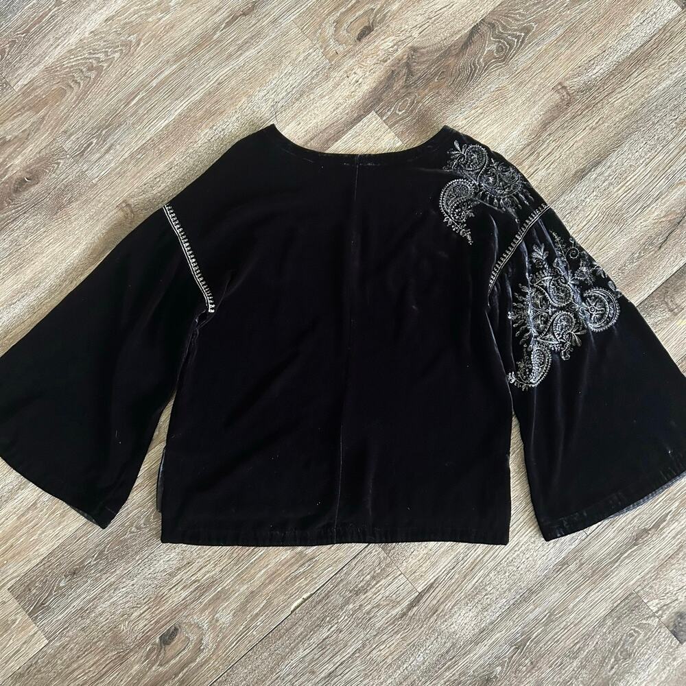 Sundance Size XS Velvet Boho Paisley Blouse Bell Sleeves silk blend - Picture 4 of 8